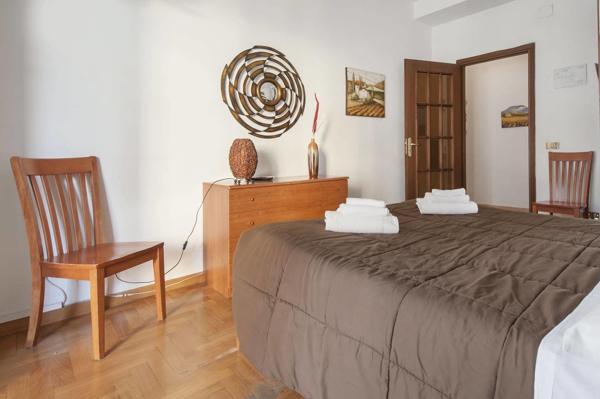 Bed & Breakfast A For 2*